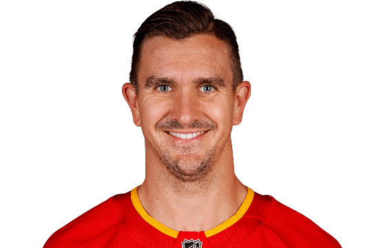 Backlund, Mikael #11 (C)  - Calgary Flames - 2025 Playoffs