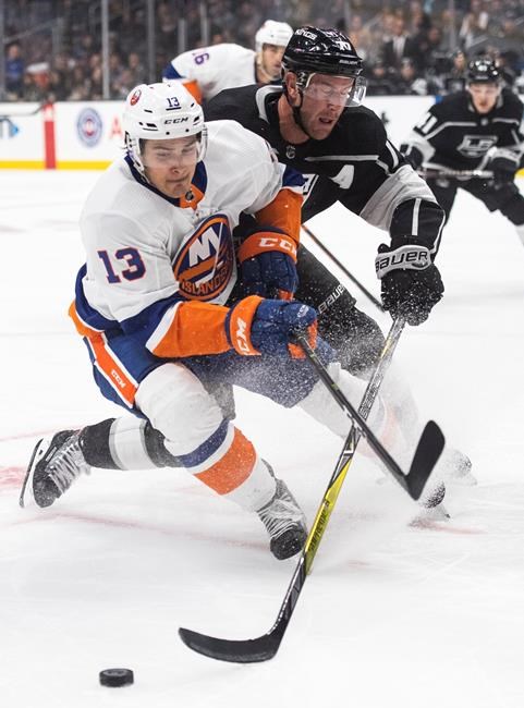 Hockey News - Islanders score 4 goals in 3rd period, top ...